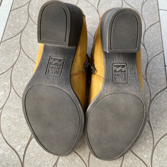 Billabong bootie NWOB - Picture 6 of 6